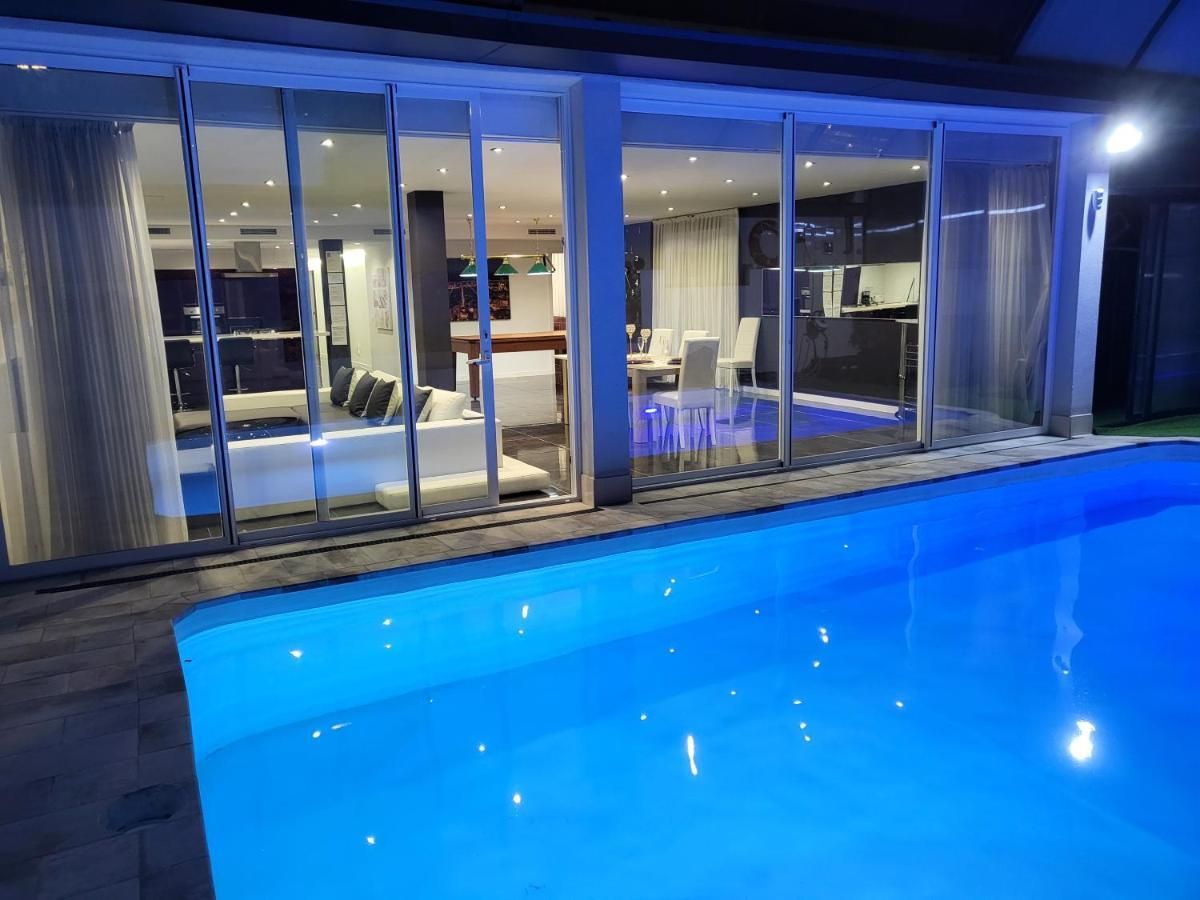 Luxurious Villa Marly II Castelldefels Ngoại thất bức ảnh